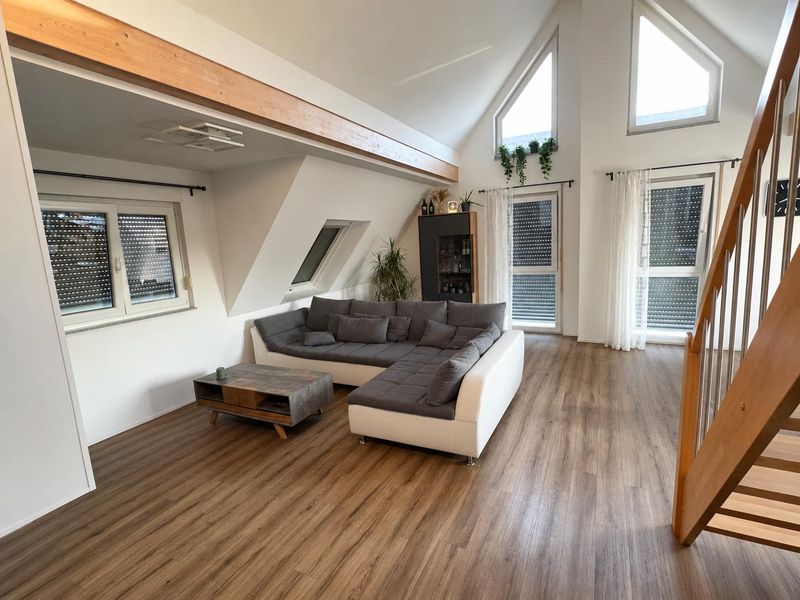 Moderne 3,5-Zimmer-Maisonettewohnung mit Loggia in Rheinstetten